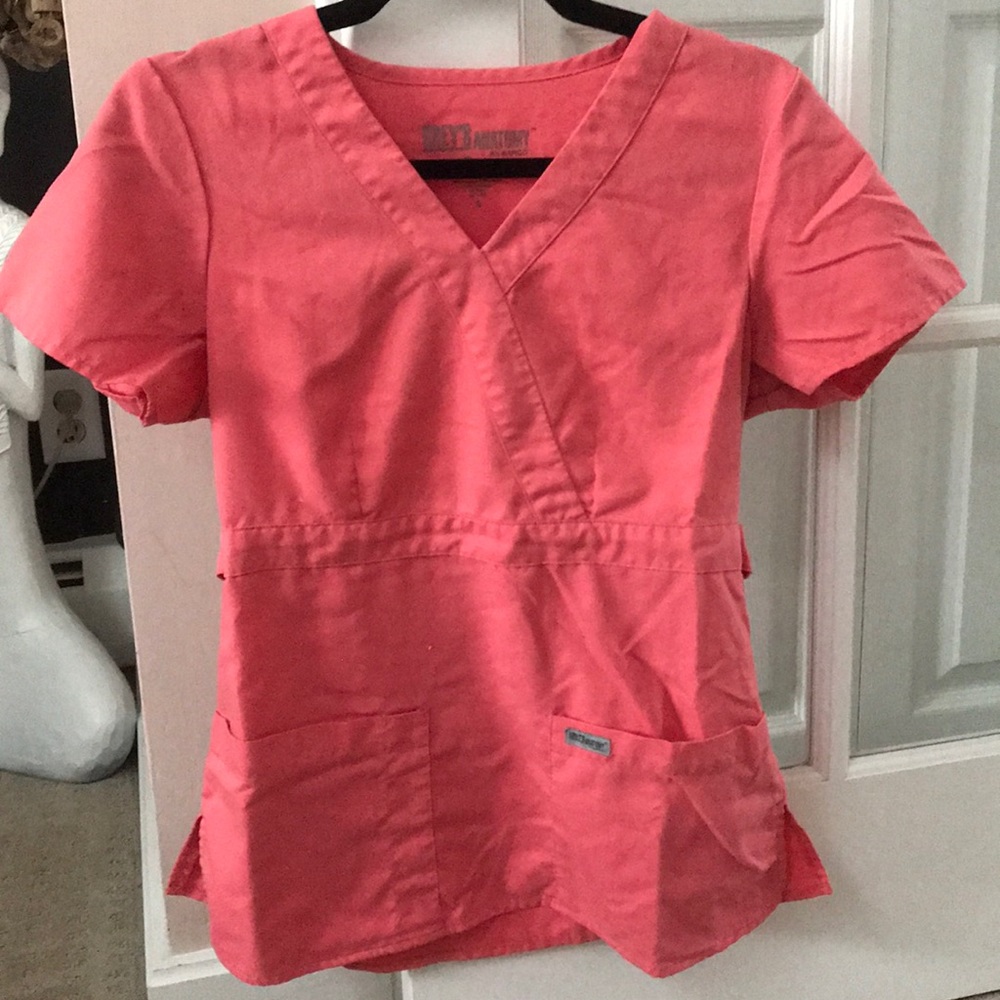 Scrub top